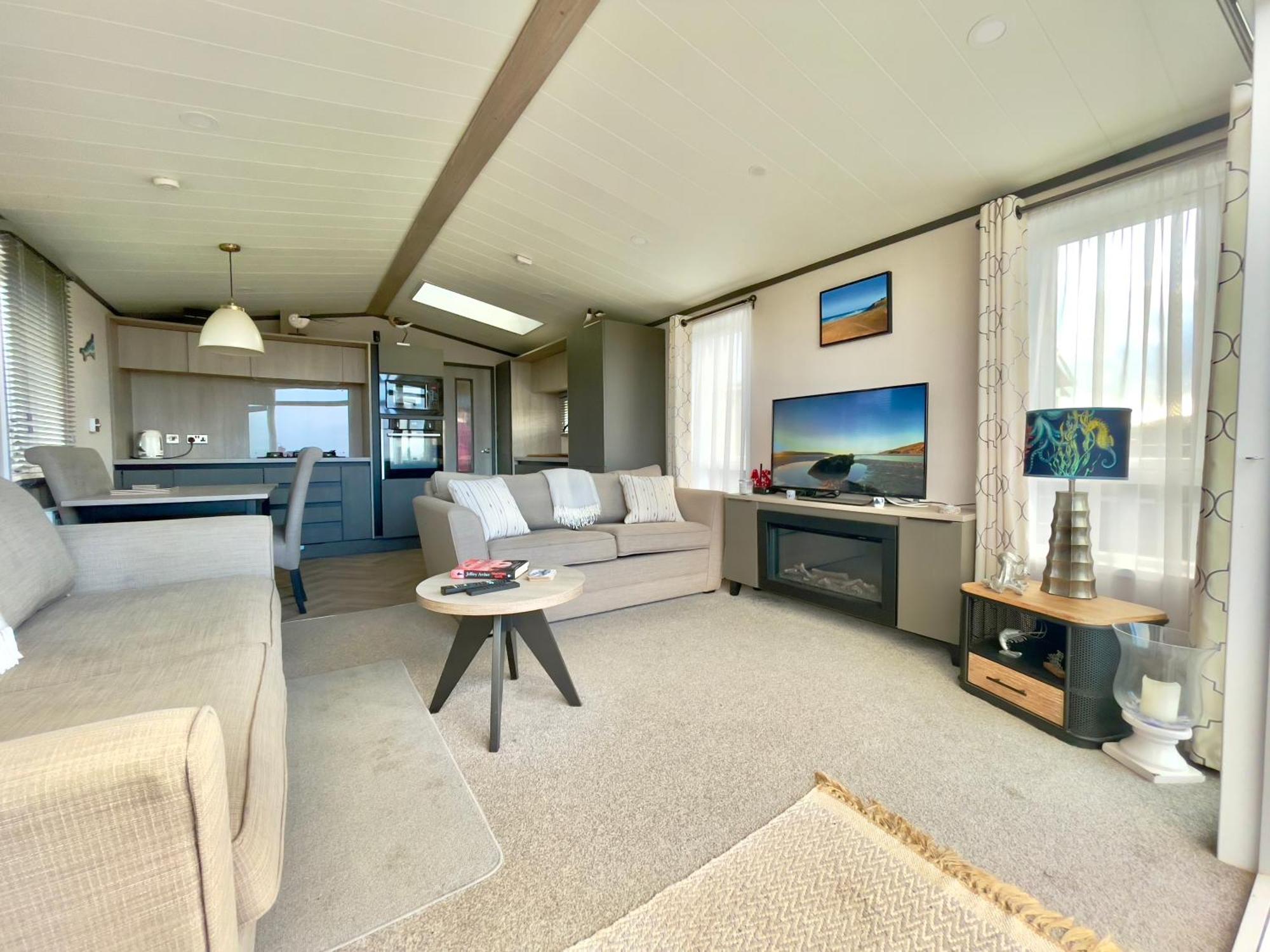 With Sea & Country Views * Newquay (Cornwall)
